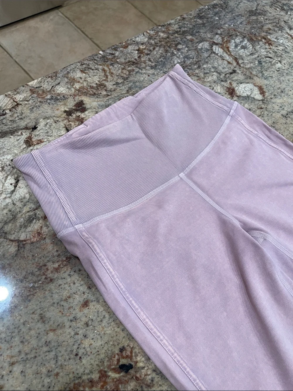 Lulu 🍋 Lavender Pink High-Waist Active Leggings S:6